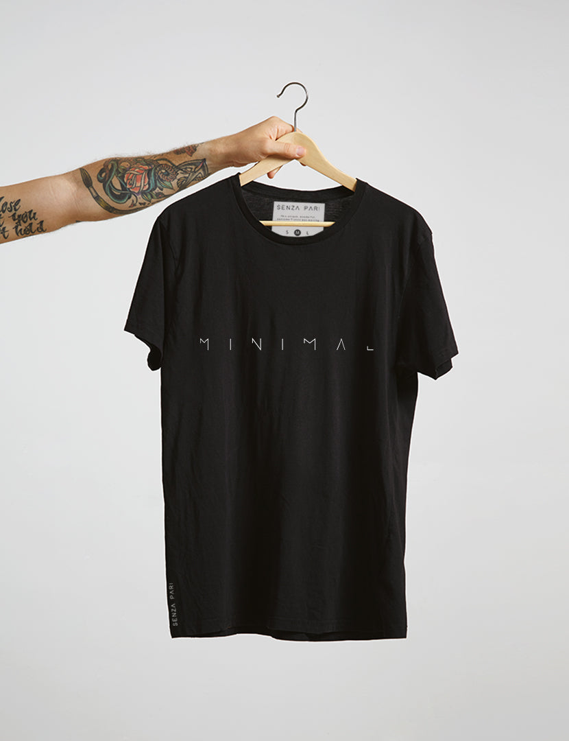 Minimal T-shirt