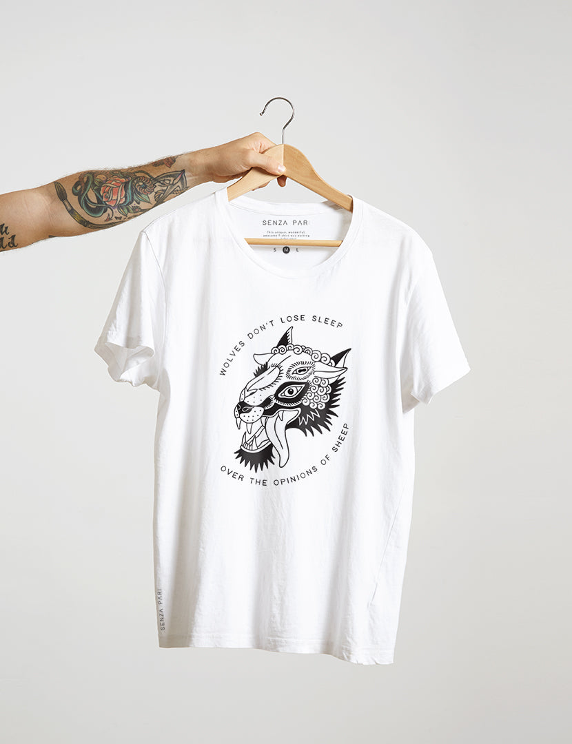 T-shirt Wolves don’t lose sleep over the opinions of Sheep